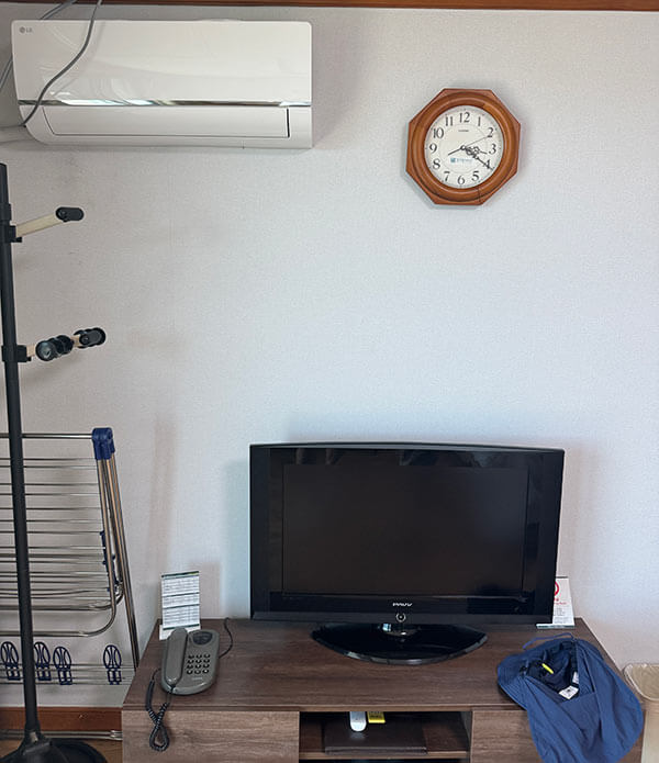 웰리힐리파크_거실TV_aircon